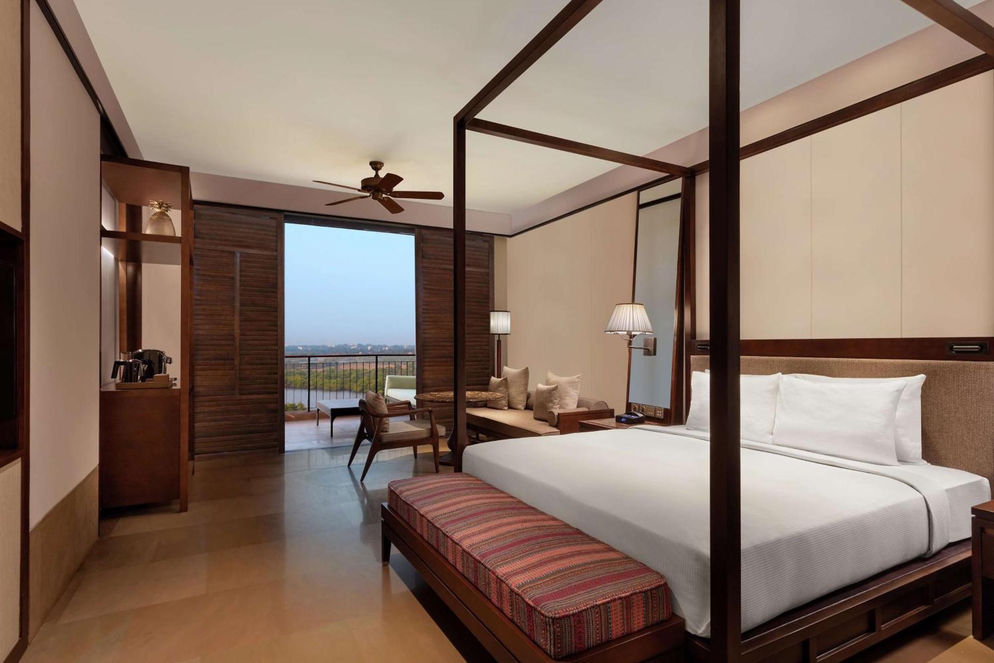 Hilton Goa Resort Кандолим Экстерьер фото