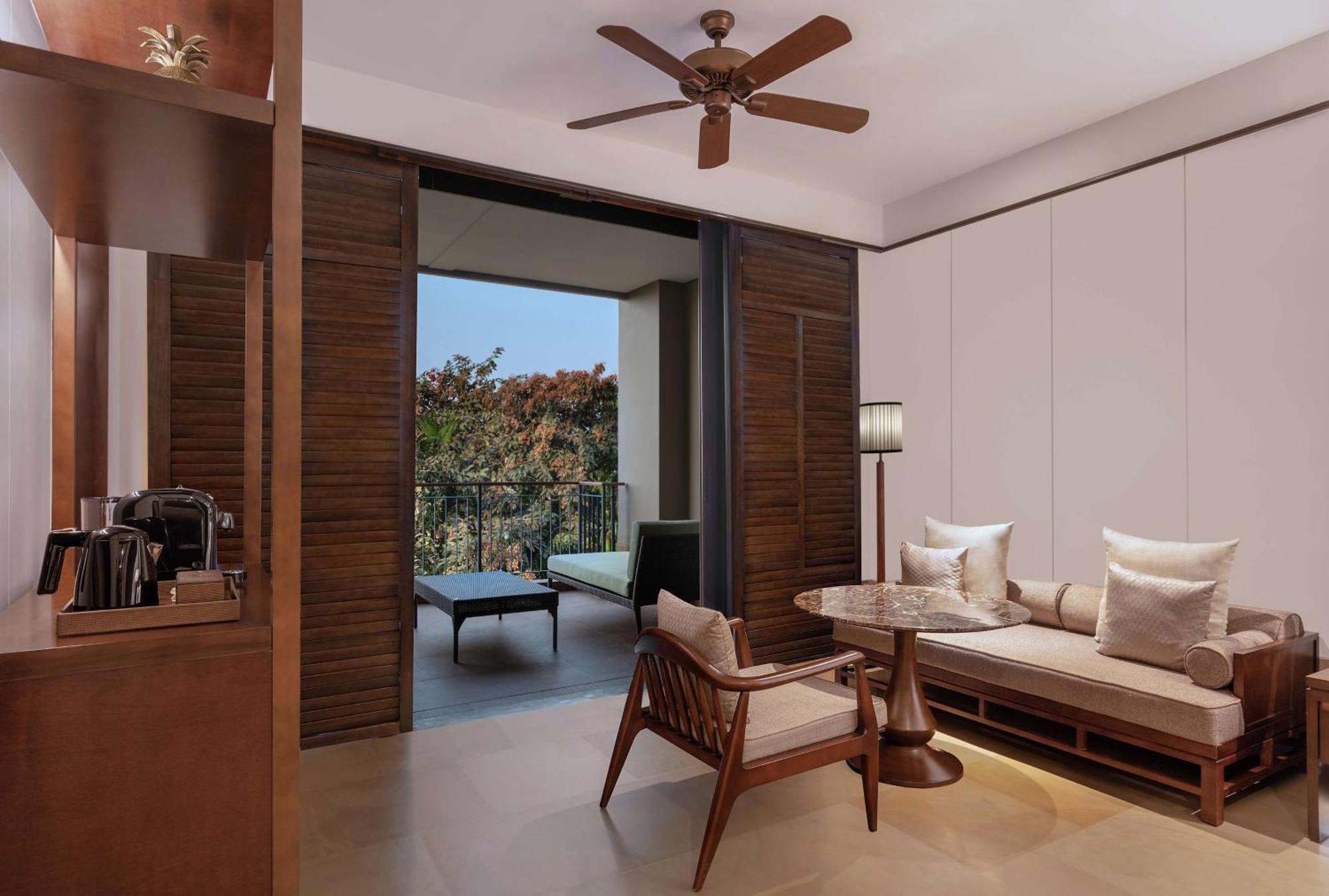 Hilton Goa Resort Кандолим Экстерьер фото