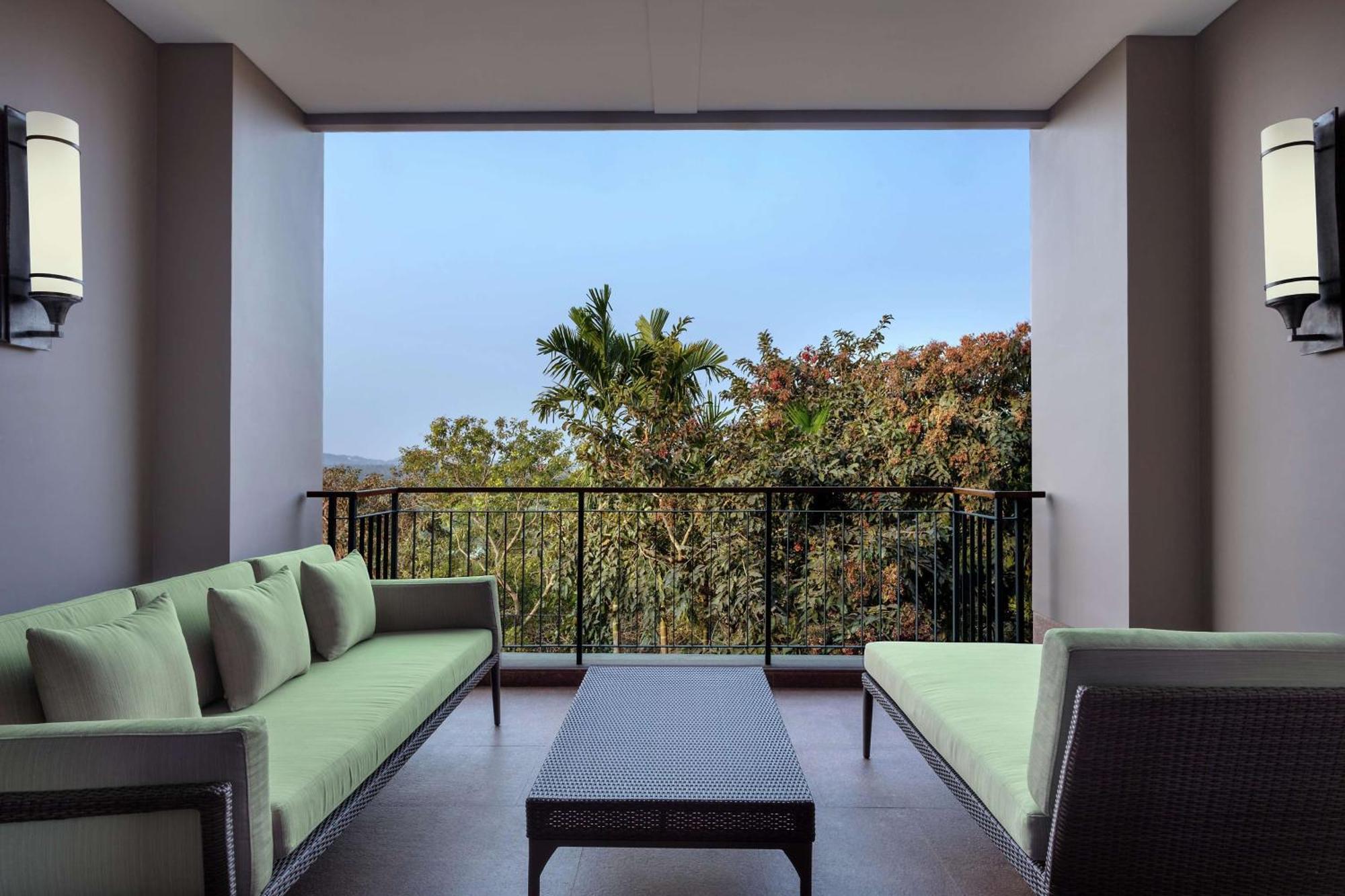 Hilton Goa Resort Кандолим Экстерьер фото