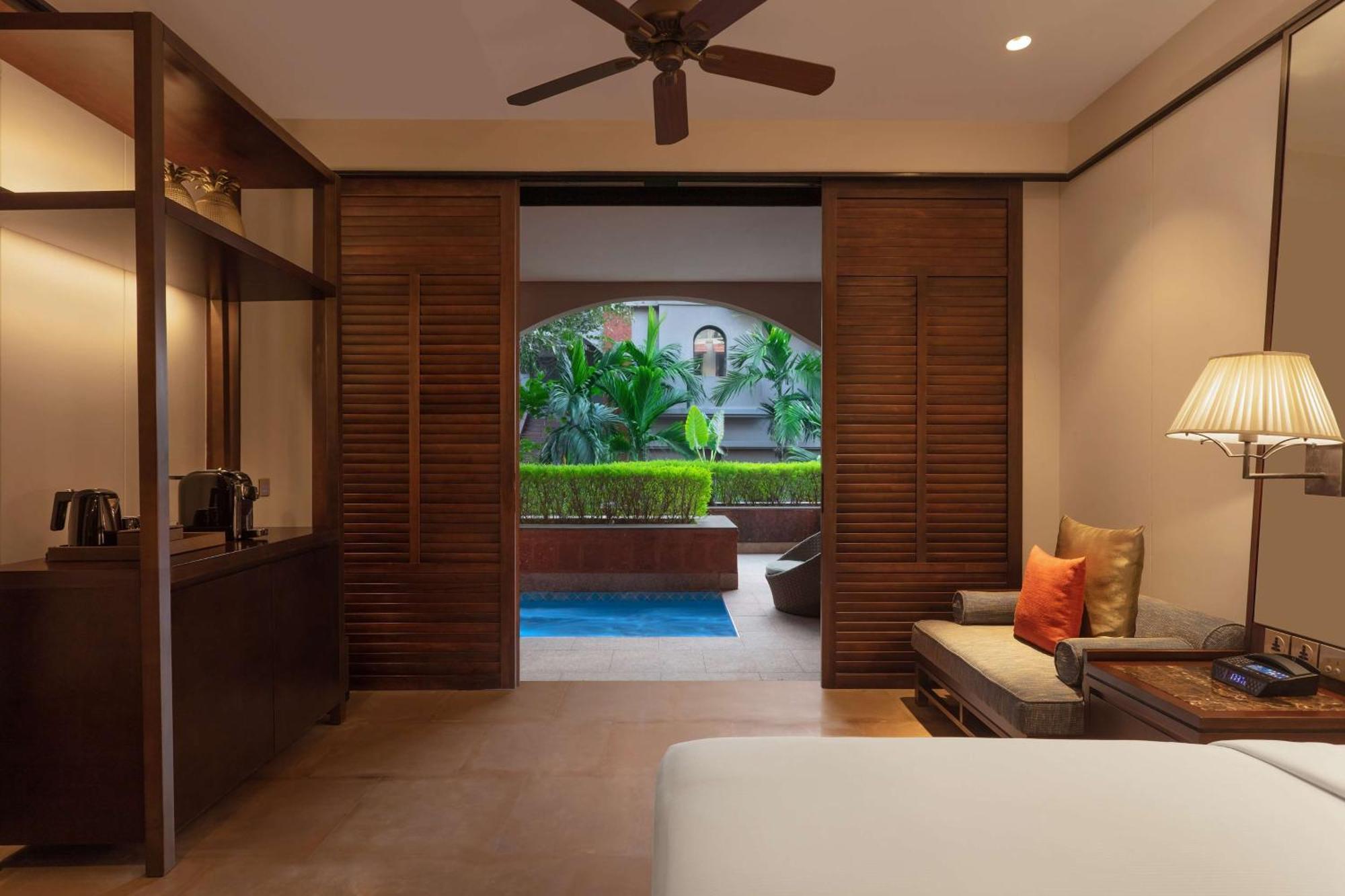 Hilton Goa Resort Кандолим Экстерьер фото