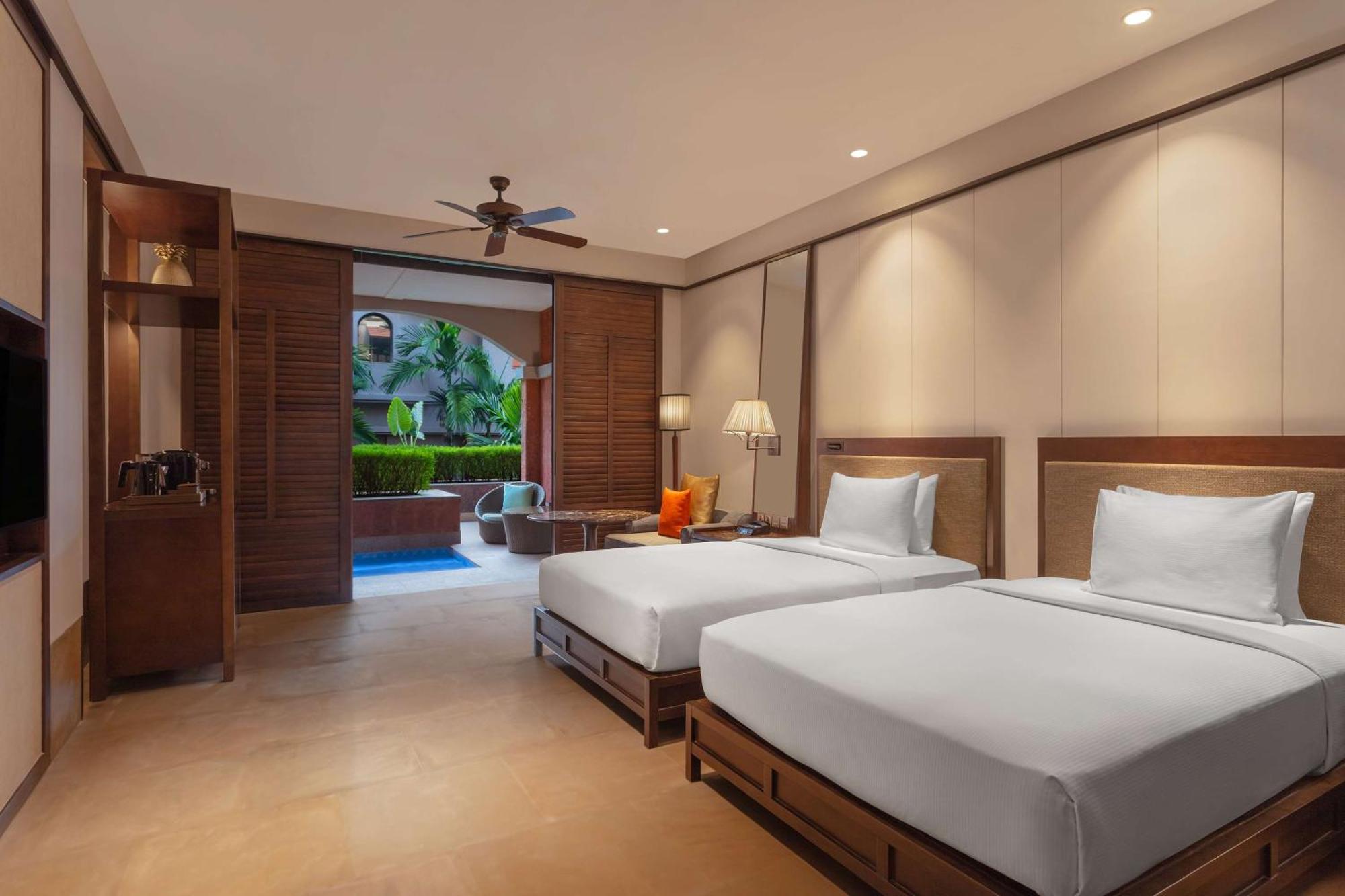 Hilton Goa Resort Кандолим Экстерьер фото