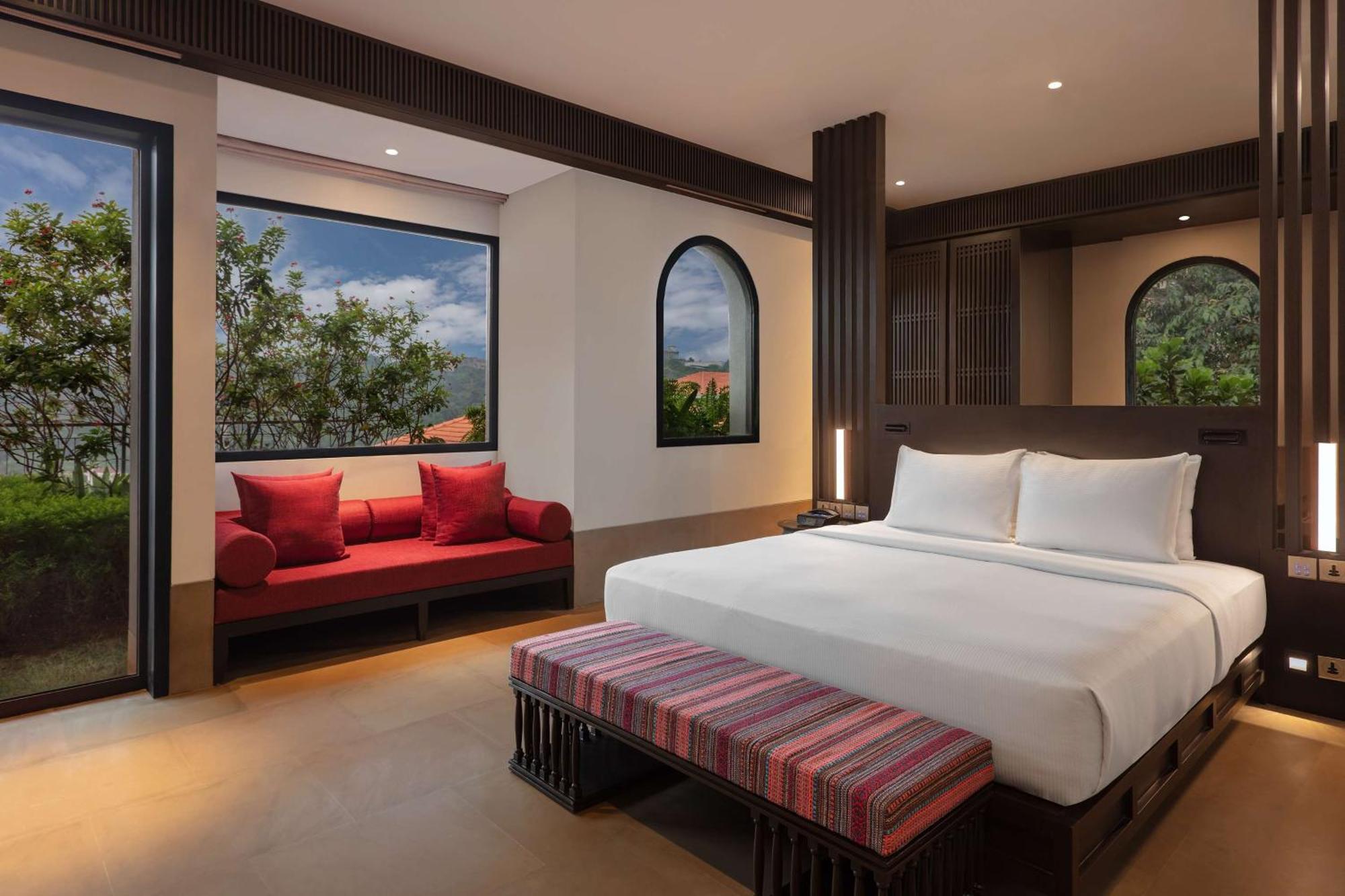 Hilton Goa Resort Кандолим Экстерьер фото