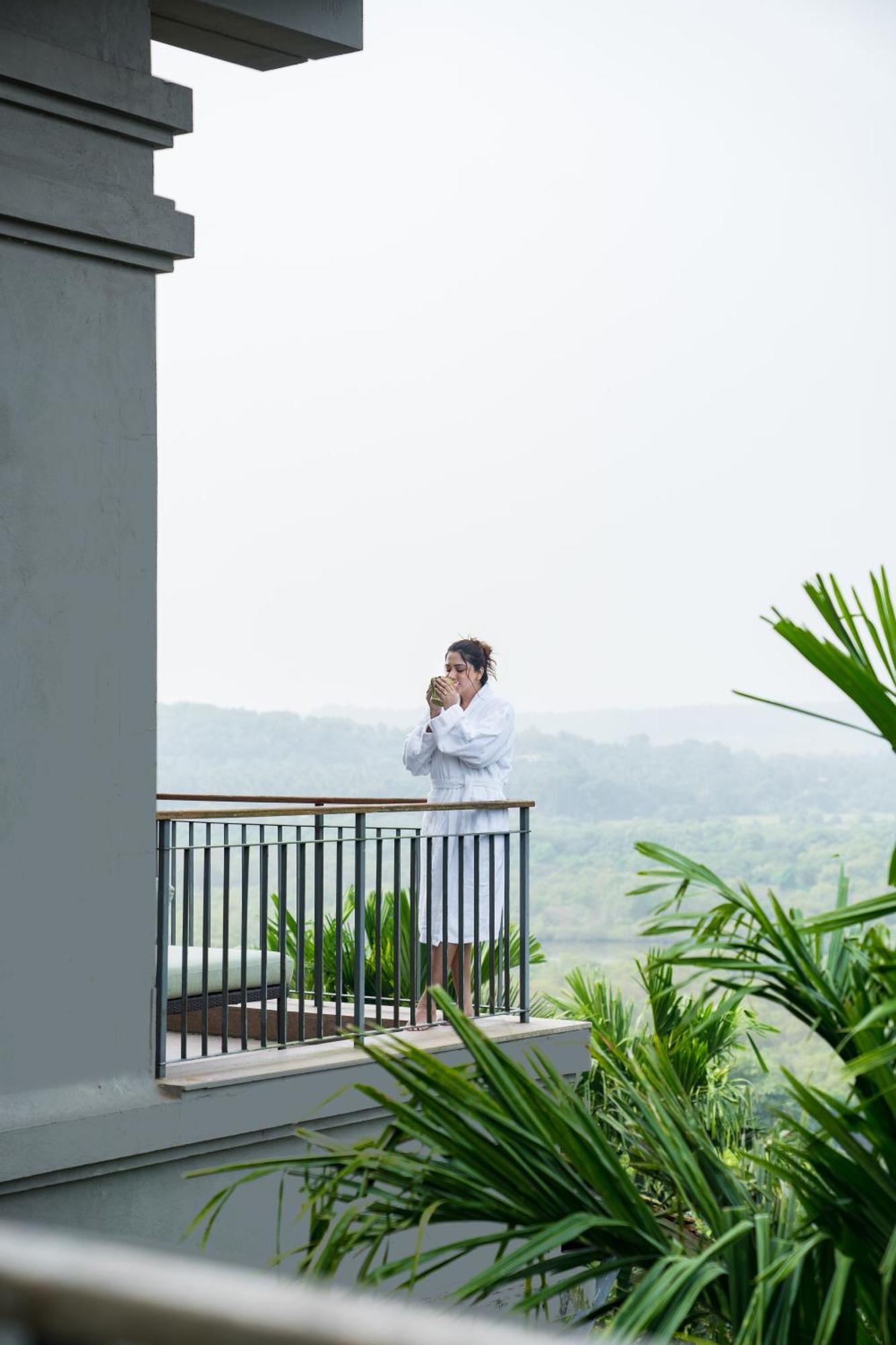 Hilton Goa Resort Кандолим Экстерьер фото
