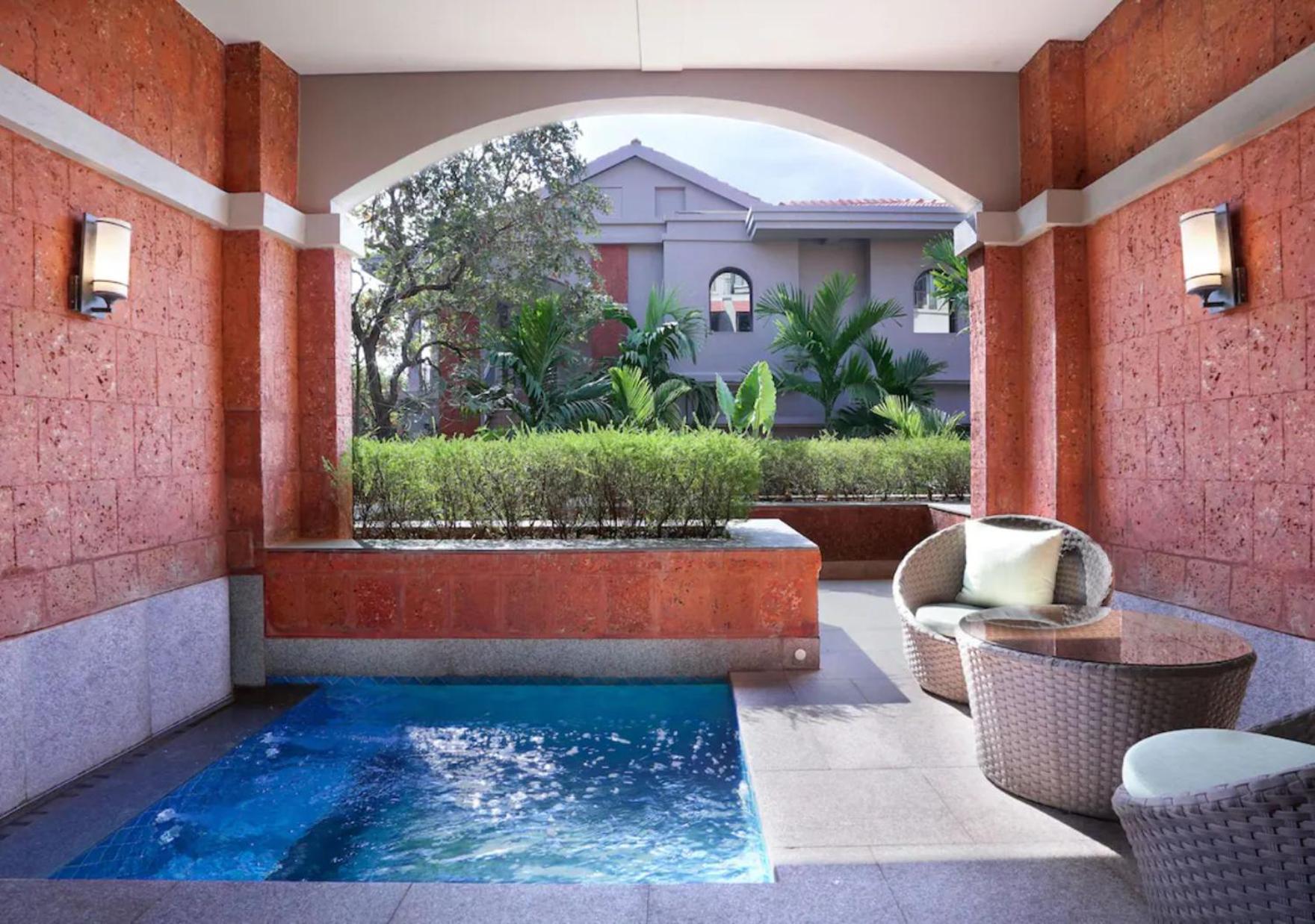 Hilton Goa Resort Кандолим Экстерьер фото